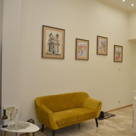 Elegant Apartman Эгер Экстерьер фото